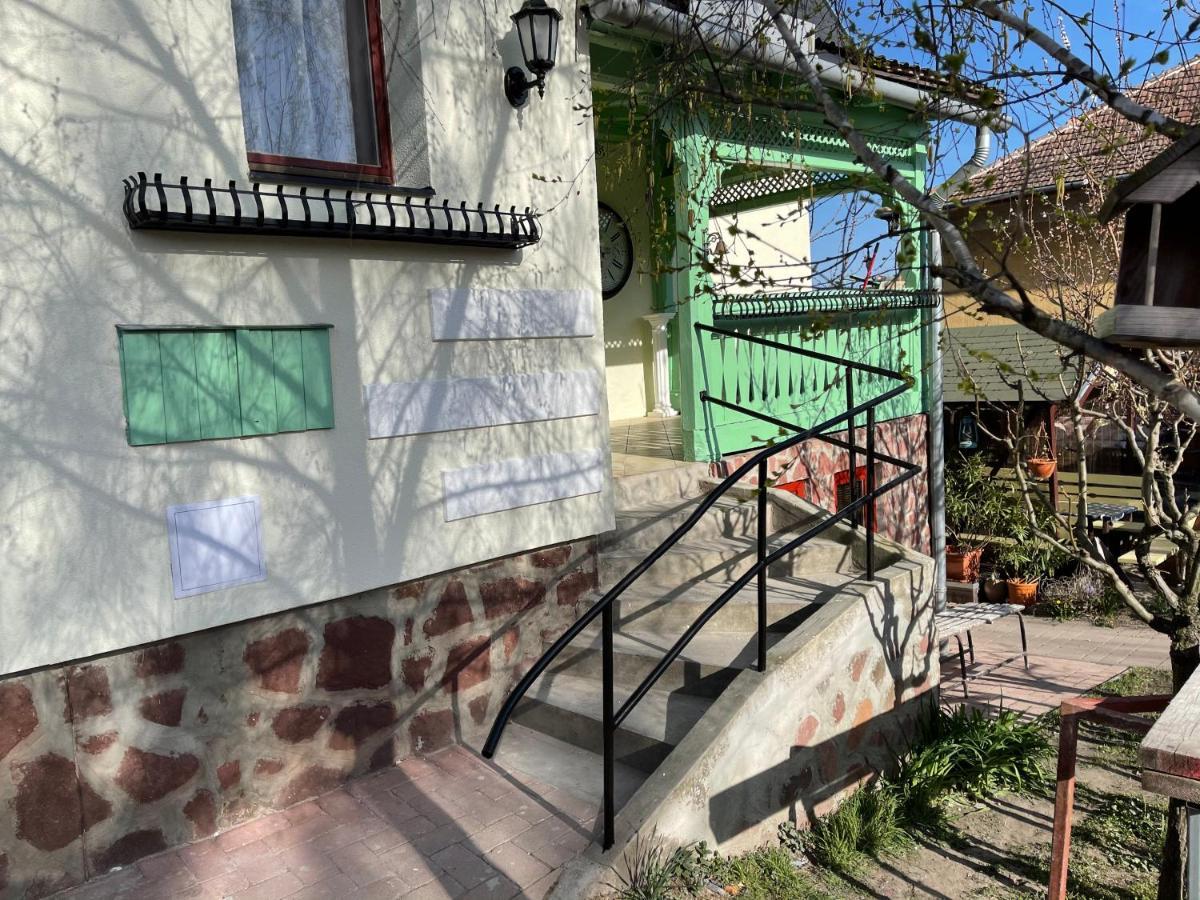 Tamas Apartman Balatonfoeldvar Sziveben- Egesz Evben Nyitva! エクステリア 写真