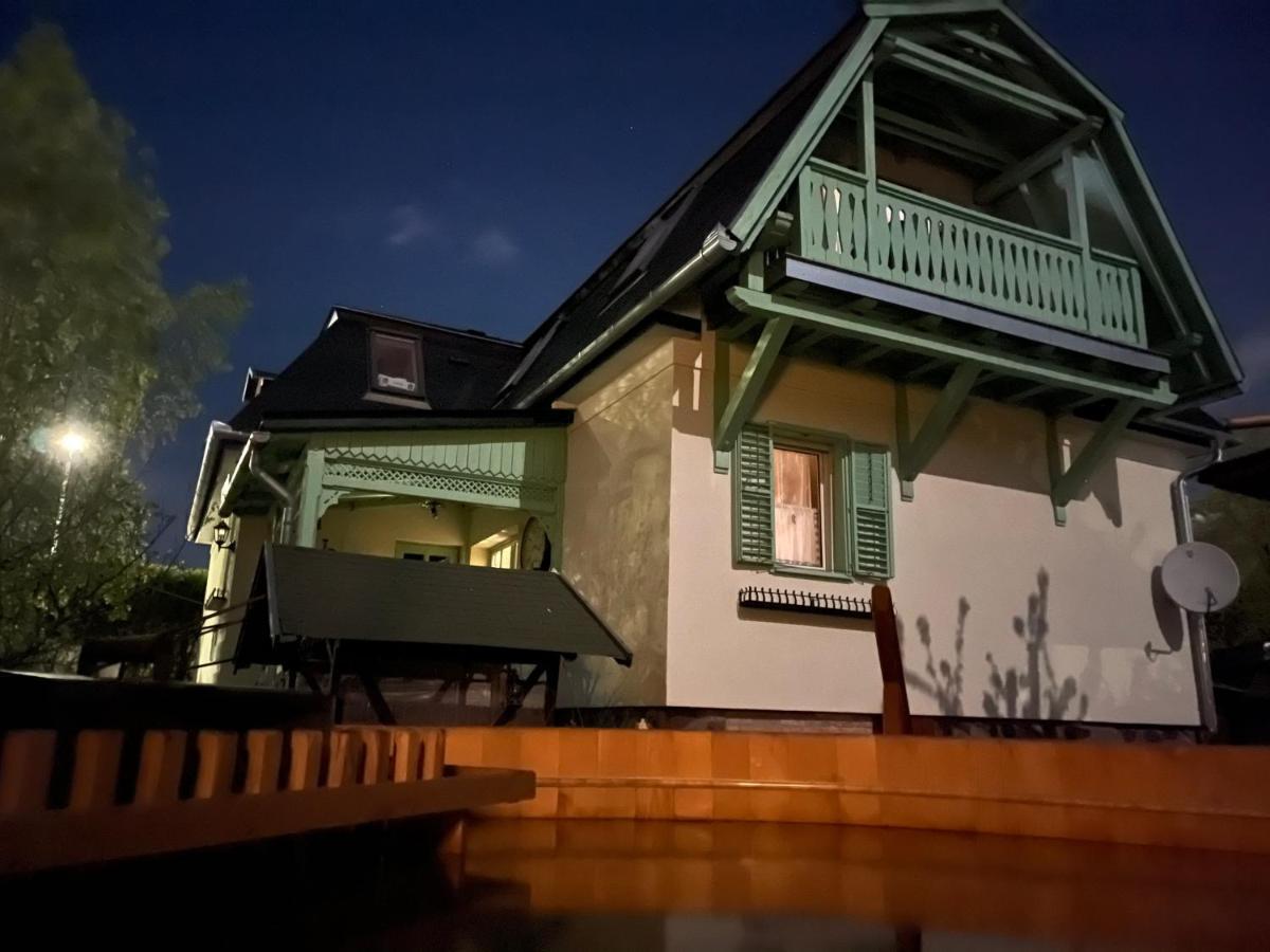Tamas Apartman Balatonfoeldvar Sziveben- Egesz Evben Nyitva! エクステリア 写真